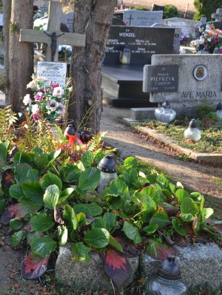 Drugie ujęcie nagrobka